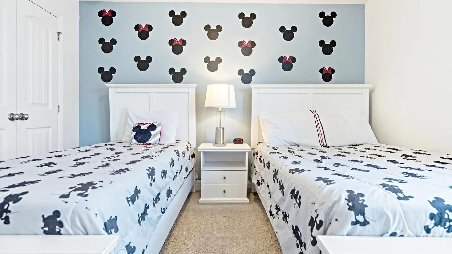 Sky Blue Peaceful Villa With Pool Near Disney Davenport 0*,  United States