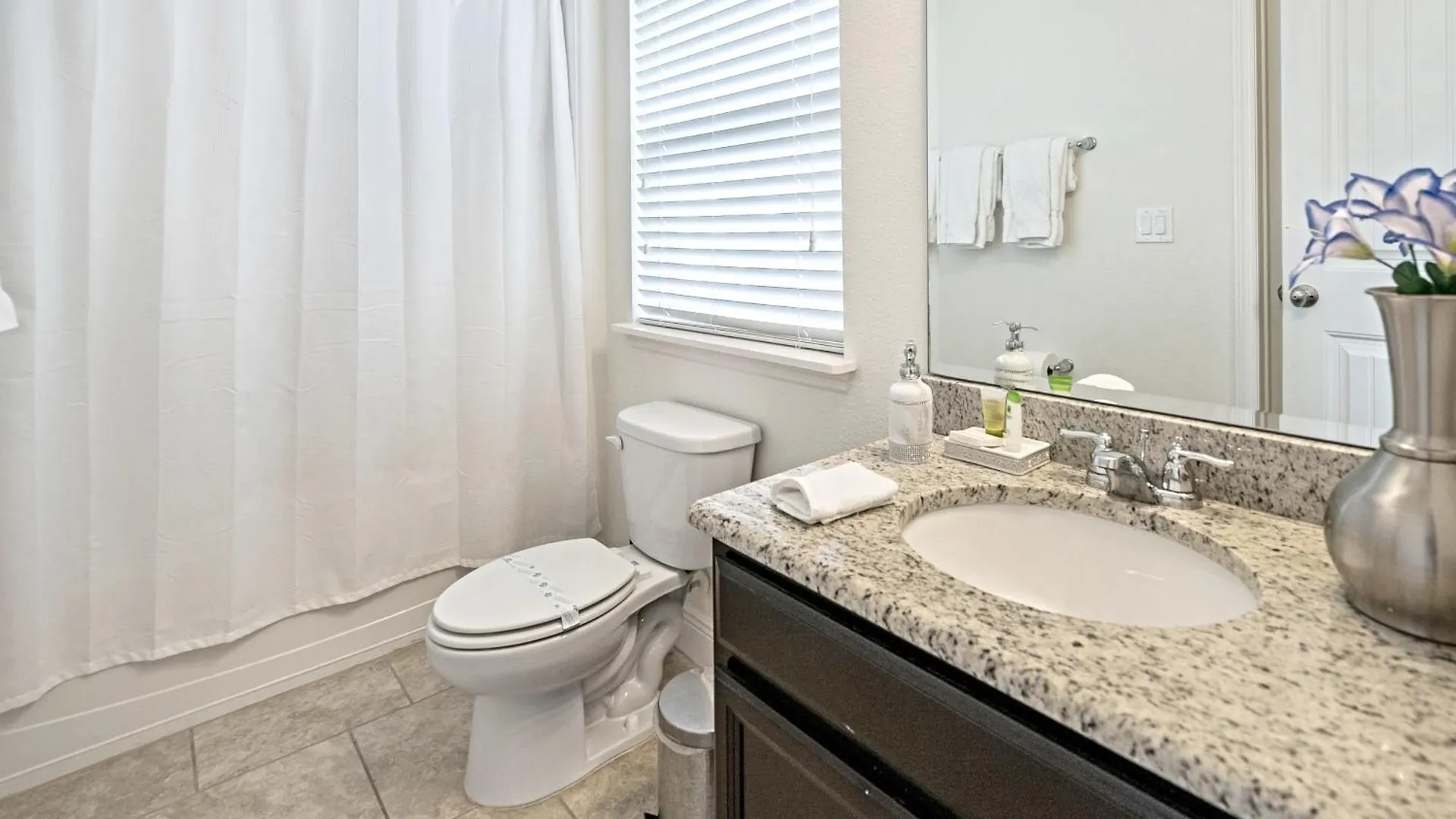 Sky Blue Peaceful Villa With Pool Near Disney Davenport